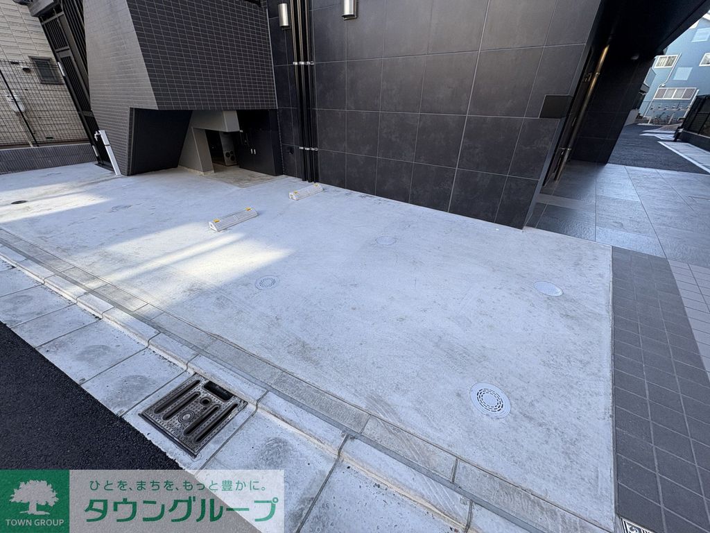 駐車場　駐車場