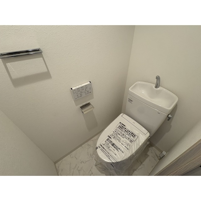 トイレ　別部屋参考写真です