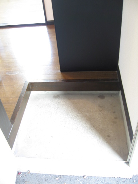 玄関　別部屋参考写真です