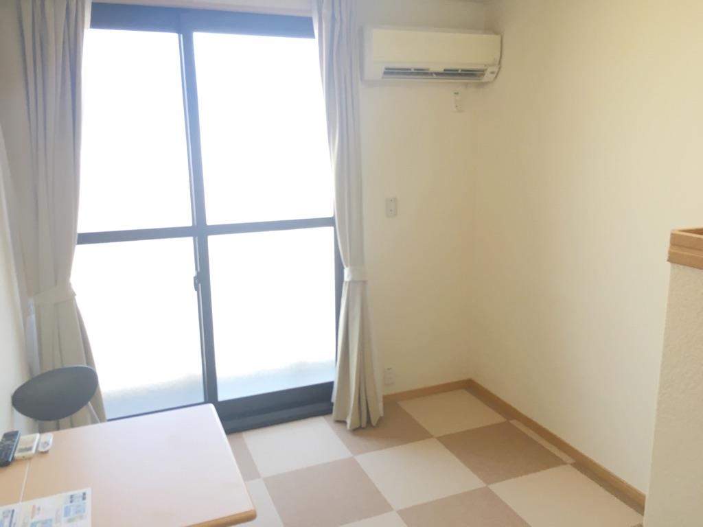 居室・リビング　エアコン完備