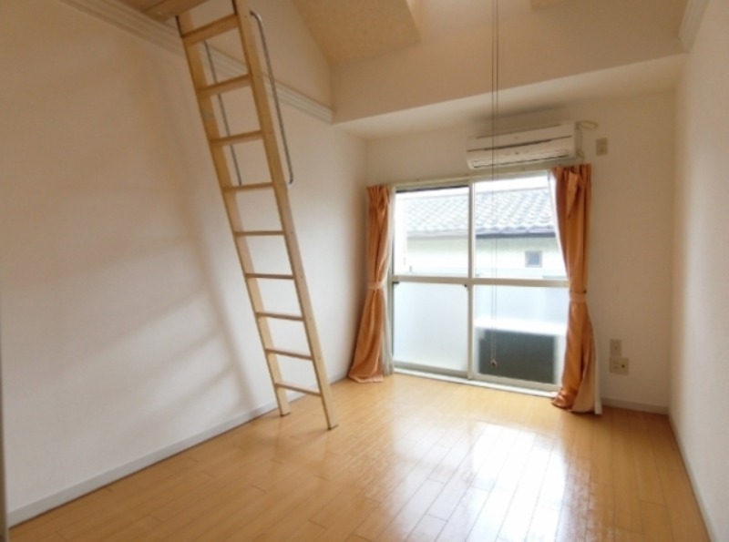 居室・リビング　図面と現状に相違がある場合には現状を優先