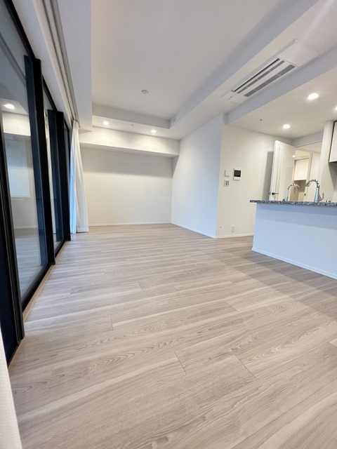 居室・リビング　フローリング