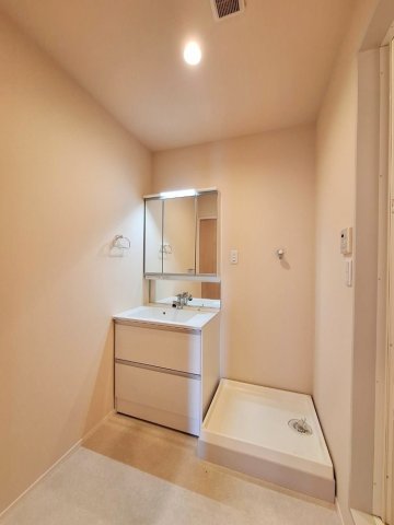 洗面設備　※同建物別号室参考写真