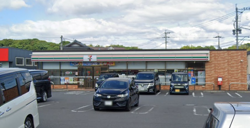 コンビニ　セブンイレブン大分鶴崎工業入口店（コンビニ）まで588m