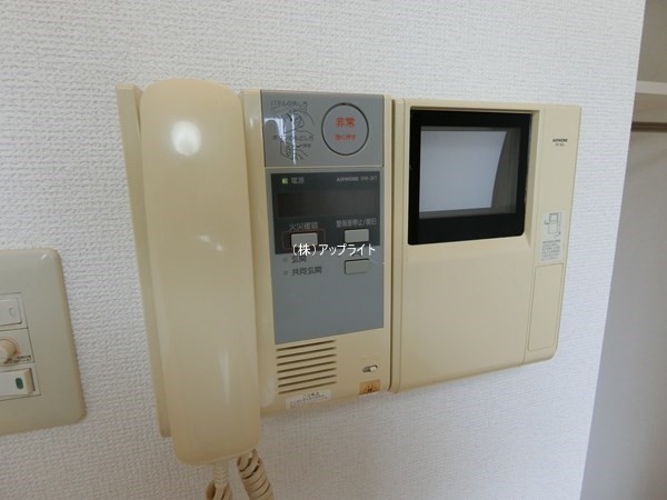 セキュリティ　モニター付きインターホン