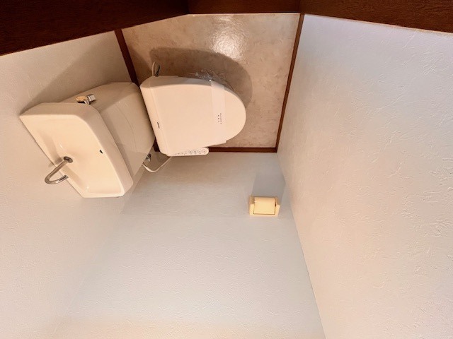 トイレ　ウォシュレット完備