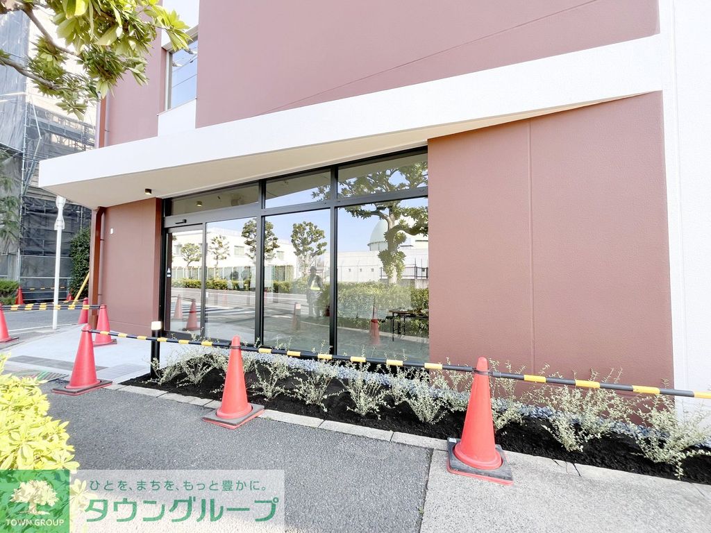 エントランス　エントランス