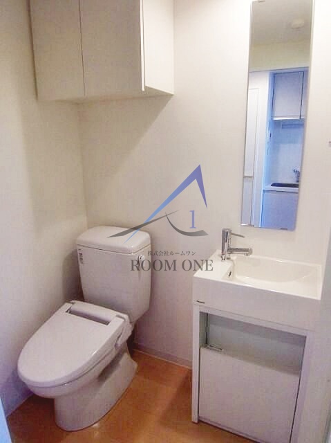 洗面設備　独立洗面台です。