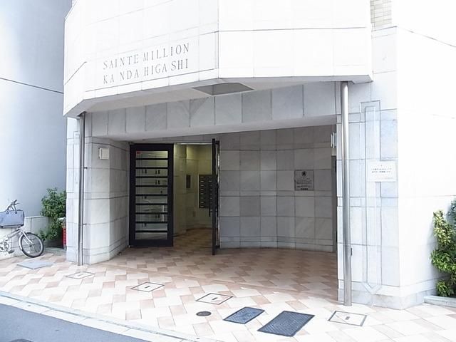 エントランス　★重厚感あふれるエントランス★