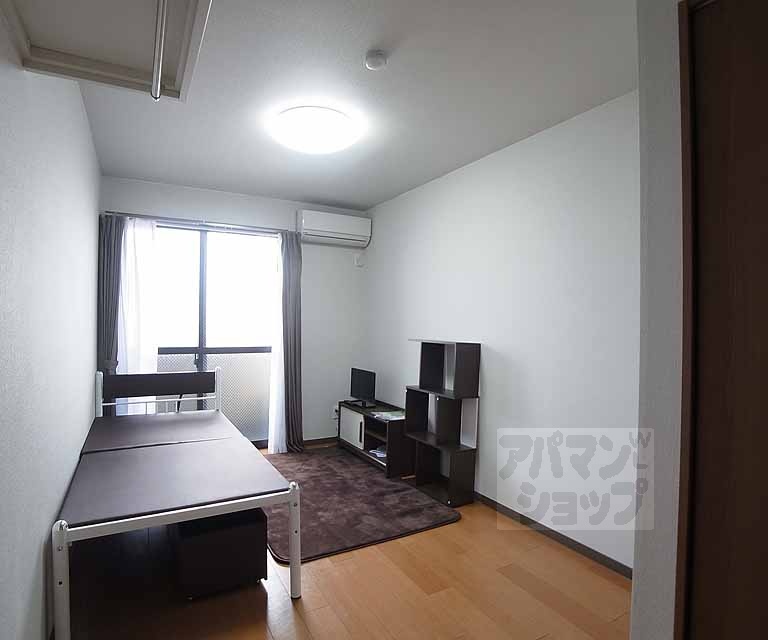 居室・リビング　「モデルルーム仕様につき家具家電は付きません」