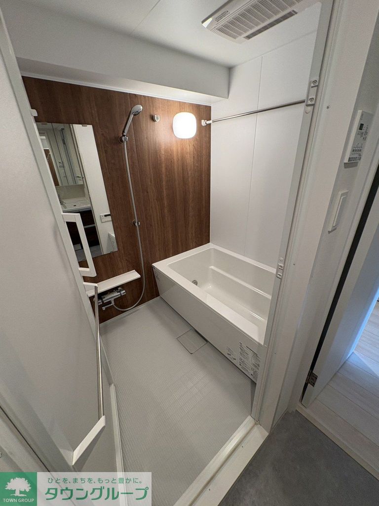 バス・シャワールーム　バルコニー