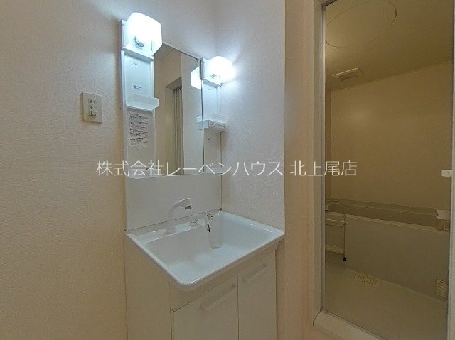 洗面設備　当社HPに沢山写真載ってます。