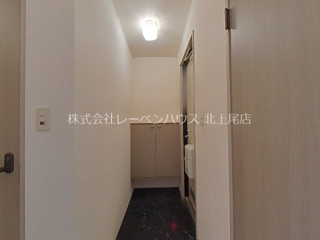 玄関　当社HPに沢山写真載ってます。