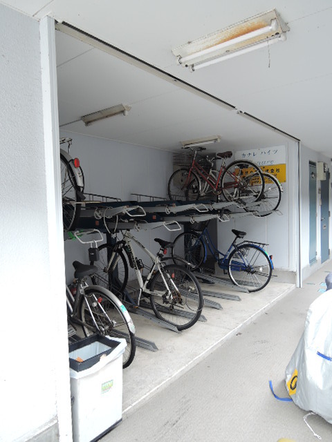 その他　駐輪場（無料）