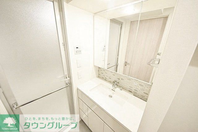 洗面設備　お部屋探しは株式会社　タウンハウジング　までお気軽にお問合…