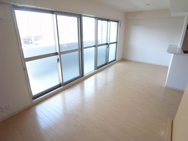 居室・リビング　リビング