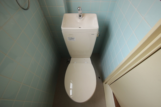 トイレ　※別部屋の写真です