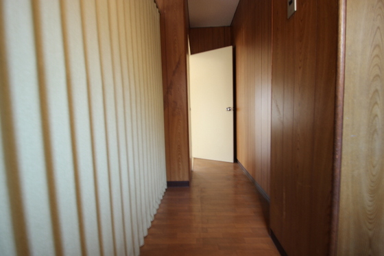 玄関　※別部屋の写真です