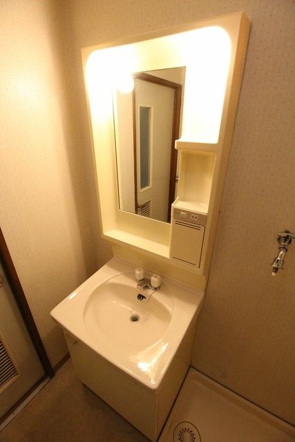 洗面設備　★忙しい朝に便利な独立洗面台★