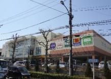 ドラックストア　ドラッグストアマツモトキヨシ（ドラッグストア）まで626m