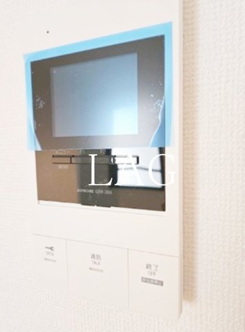 その他　モニター付きインターホンです。