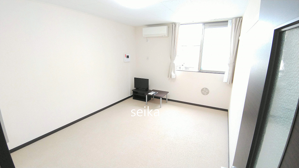 居室・リビング　こちらのお部屋は家具家電無しです