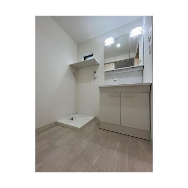 洗面設備　洗面脱衣所付き！独立洗面台が便利です♪♪