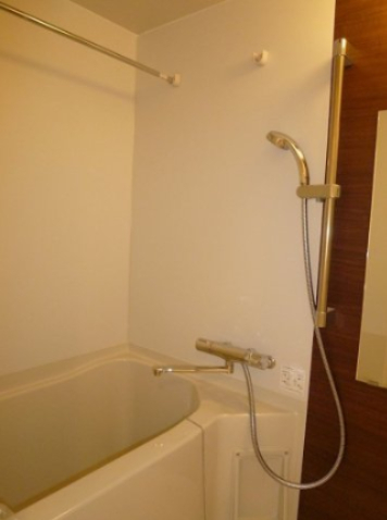 バス・シャワールーム　風呂