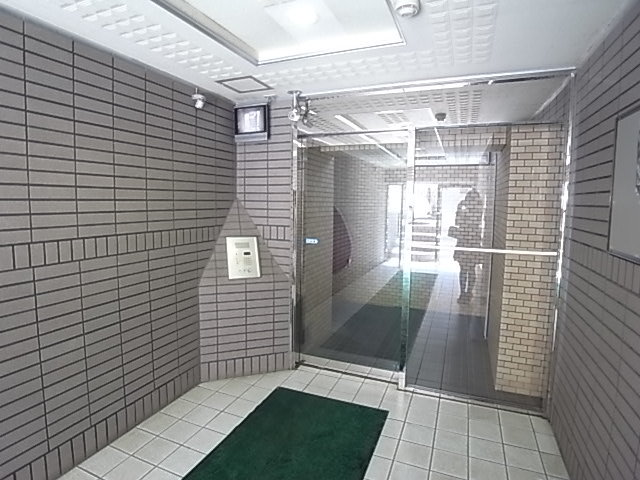 エントランス　オートロック