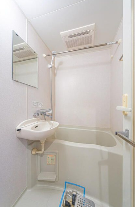 バス・シャワールーム　※別部屋参考写真