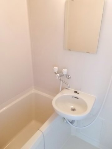 バス・シャワールーム　バス