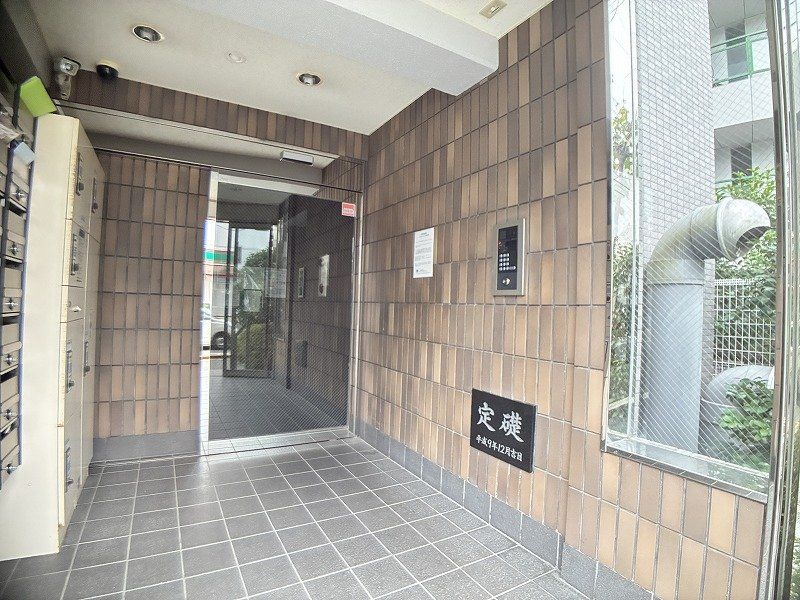 その他　エントランス