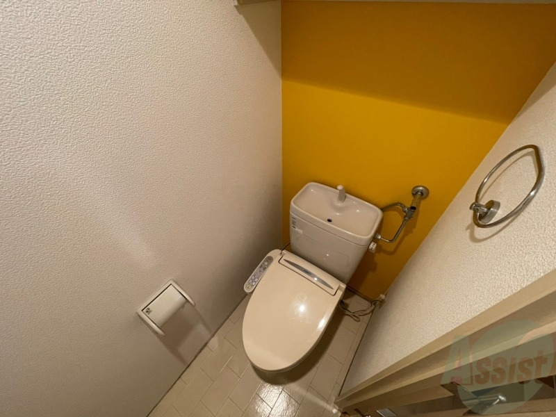 トイレ　ウォシュレット付きのトイレです。シャワートイレは日本の宝。