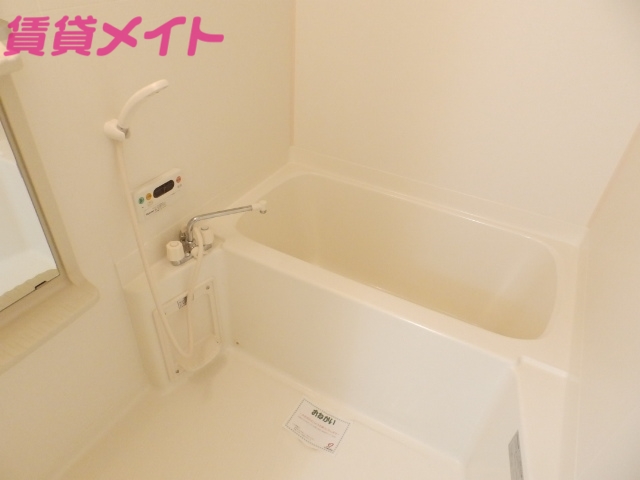 バス・シャワールーム　同型参考写真です。