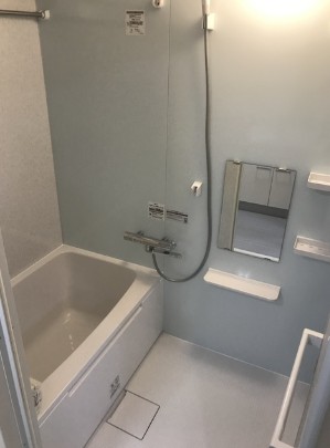 バス・シャワールーム