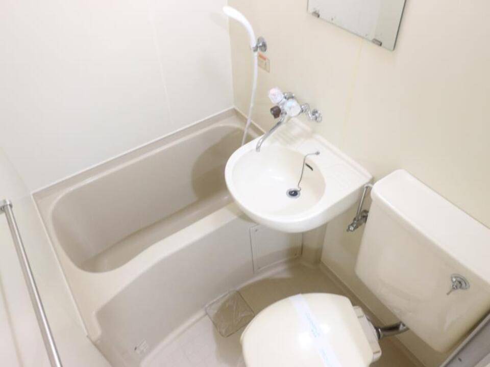 バス・シャワールーム　浴室