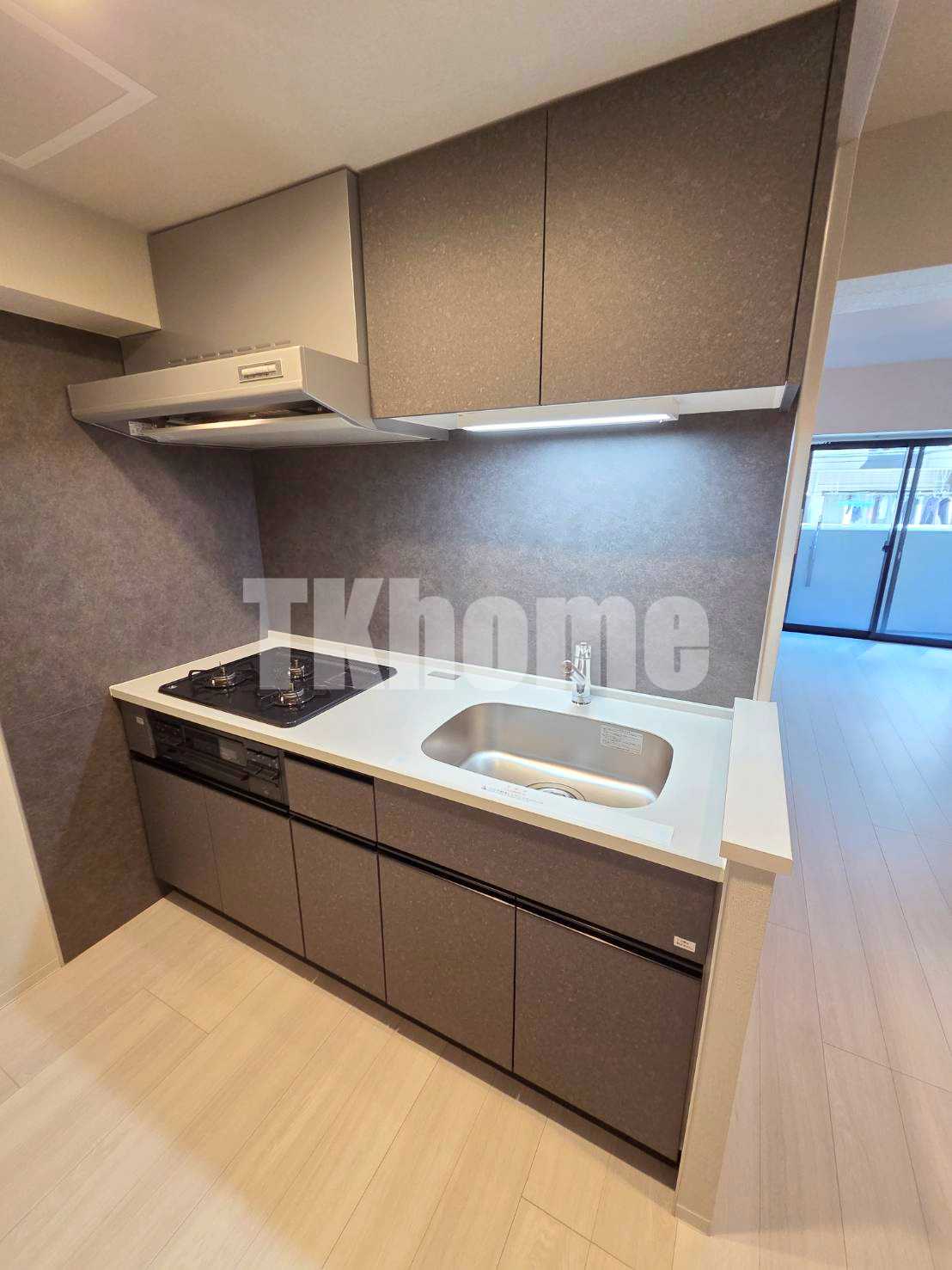 キッチン　3ツ口コンロ　グリル