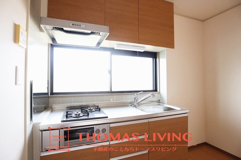 キッチン　2口コンロ・グリル付です。