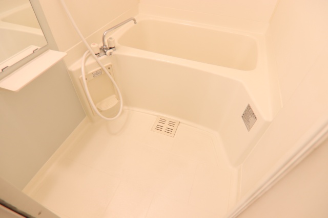 バス・シャワールーム　※別室の参考写真の為、現況優先です。