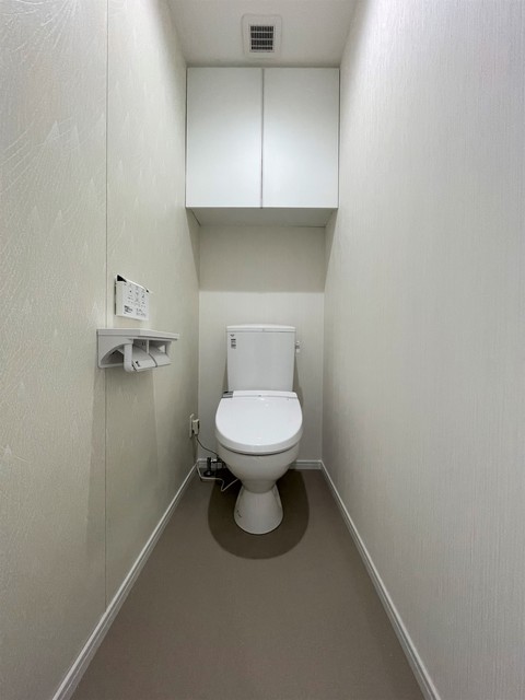 トイレ　同間取り、別号室写真です。