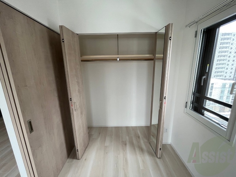 収納　寝室の収納になります。広々としてたくさん収納できます。