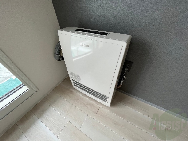 その他設備　都市ガスの暖房ですので冬場の光熱費も安心ですね！