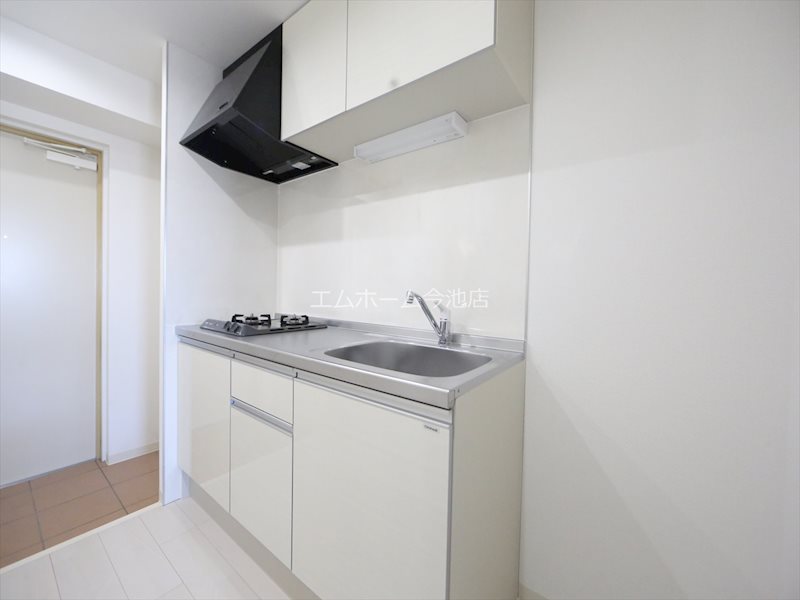 キッチン　システムキッチン（ガス2口コンロ付）