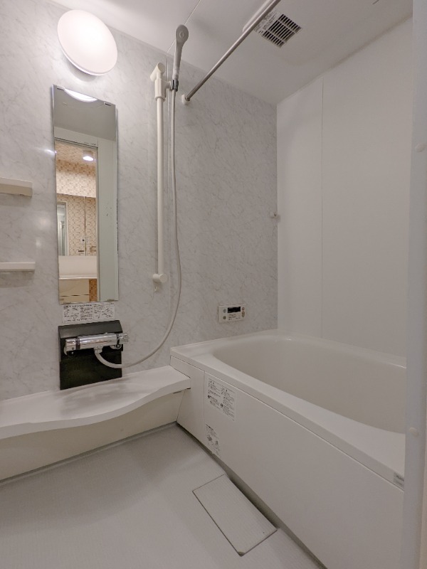 バス・シャワールーム　図面と現状に相違がある場合には現状を優先