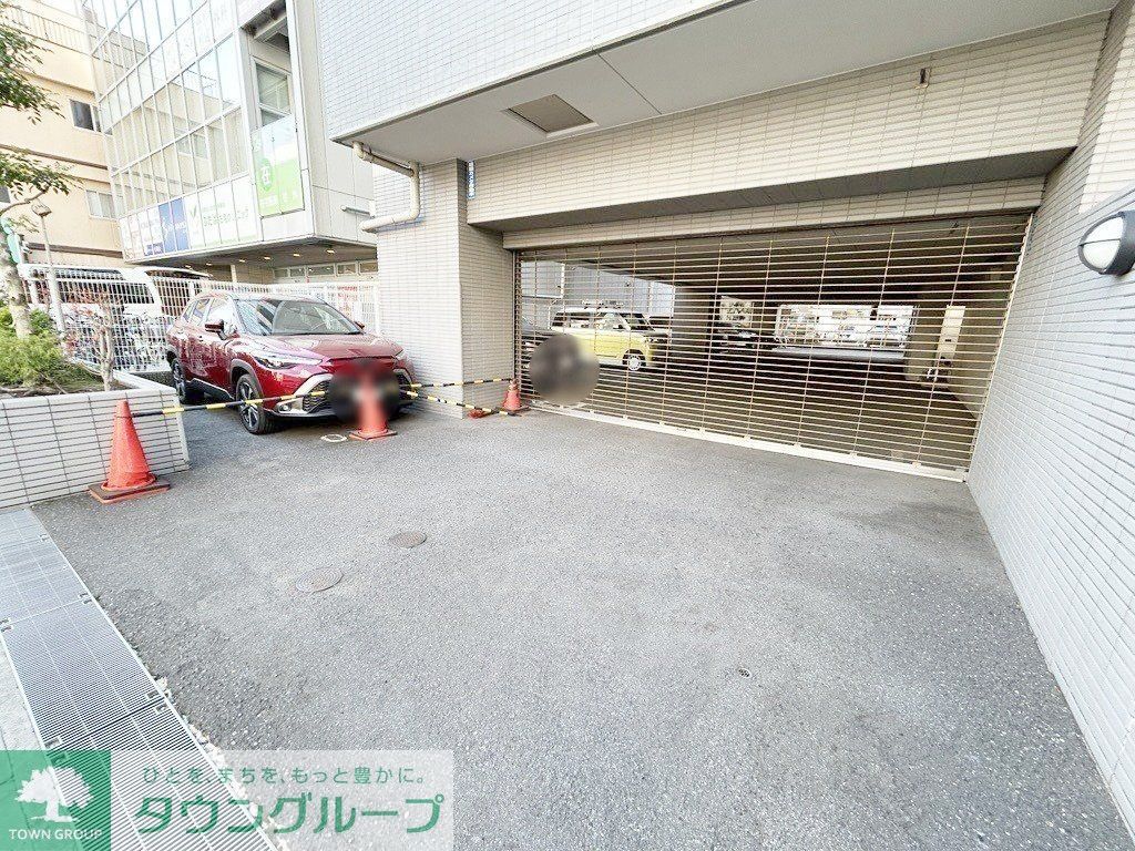 駐車場　駐車場