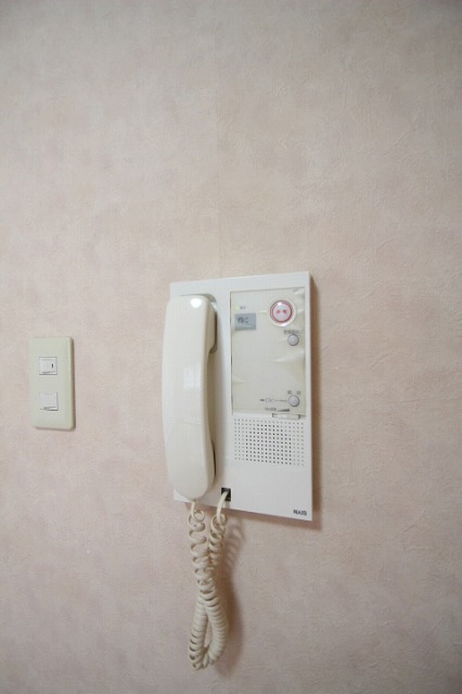 セキュリティ　同物件別号室のものです。