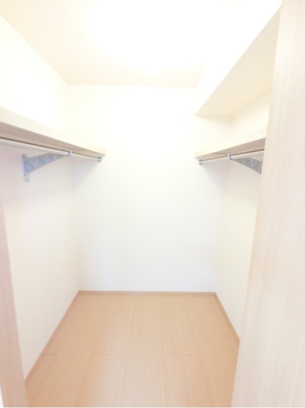 収納　図面と現状に相違がある場合には現状を優先