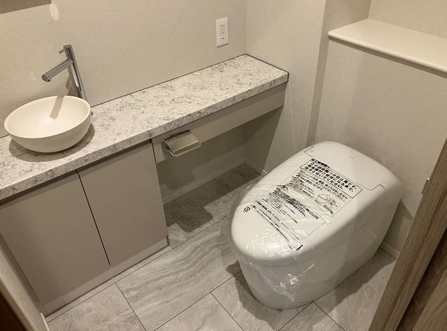 トイレ　トイレ