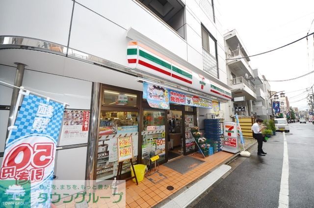 コンビニ　セブンイレブン（コンビニ）まで12m