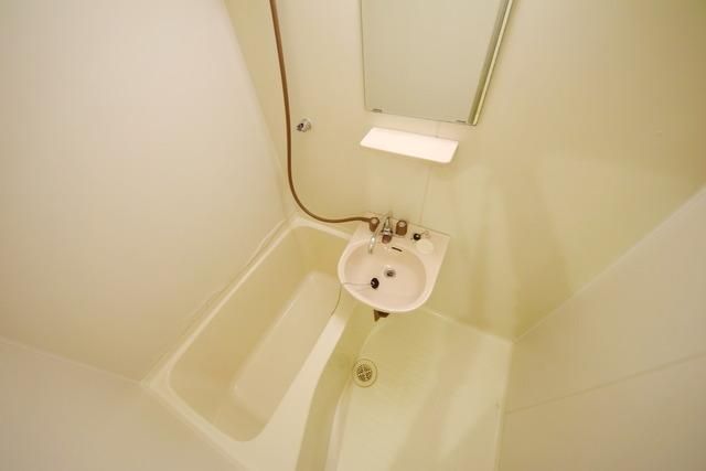 バス・シャワールーム　☆同建物別号室の写真です☆